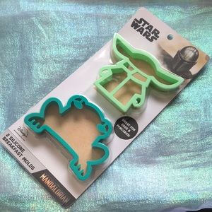 3/$25 2pc Star Wars The Mandalorian Silicone Breakfast Egg/Pancake Molds